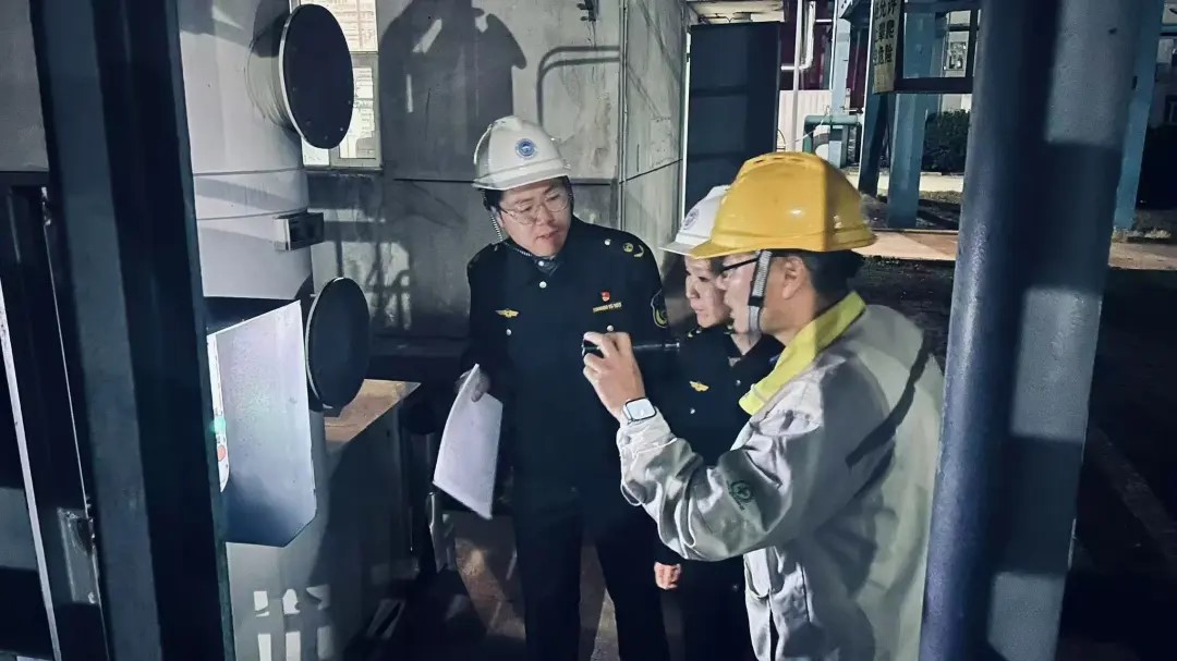 执法3.jpg 执法3.jpg